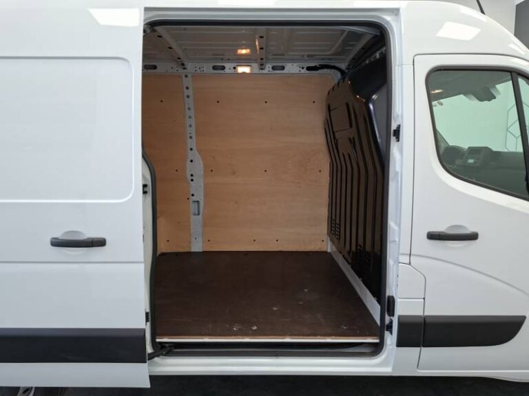 Renault Master FOURGON FGN TRAC F3500 BLUE DCI 135 CONFORT - Image 15 (July 7, 2026)