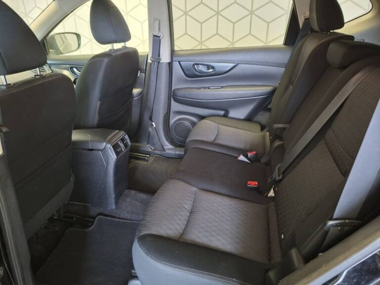 Nissan X-Trail dCi 150 7pl N-Connecta - Image 17 (July 7, 2026)