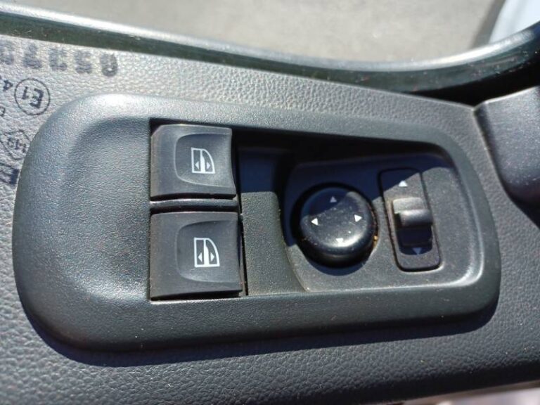Renault Master FOURGON BS TRAC F3500 L2 DCI 135 CONFORT - Image 12 (July 7, 2026)