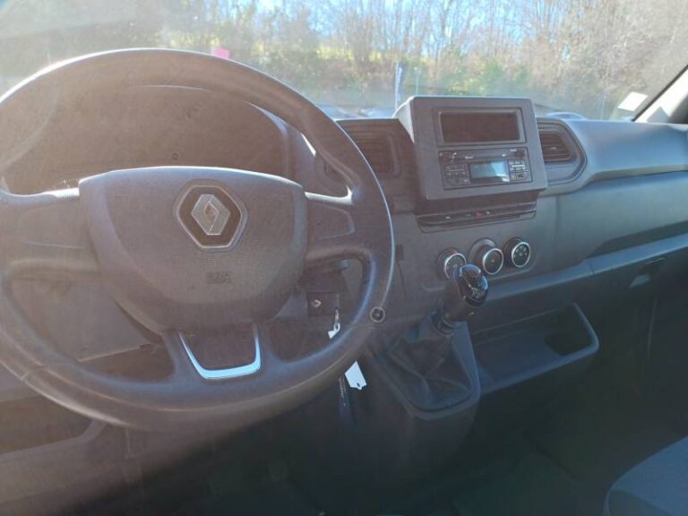 Renault Master FOURGON BS TRAC F3500 L2 DCI 135 CONFORT - Image 07 (July 7, 2026)