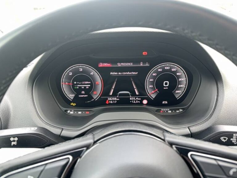 Audi Q2 30 TDI 116 BVM6 Business Executive - Image 16 (July 7, 2026)