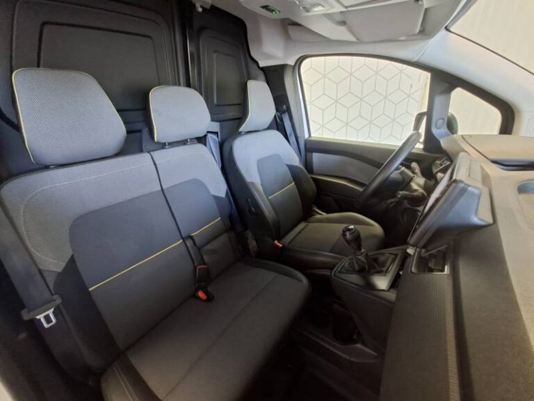Renault Kangoo Van FG TOLE BLUE DCI 95 L1 GSR2 EXTRA - Image 12 (July 7, 2026)