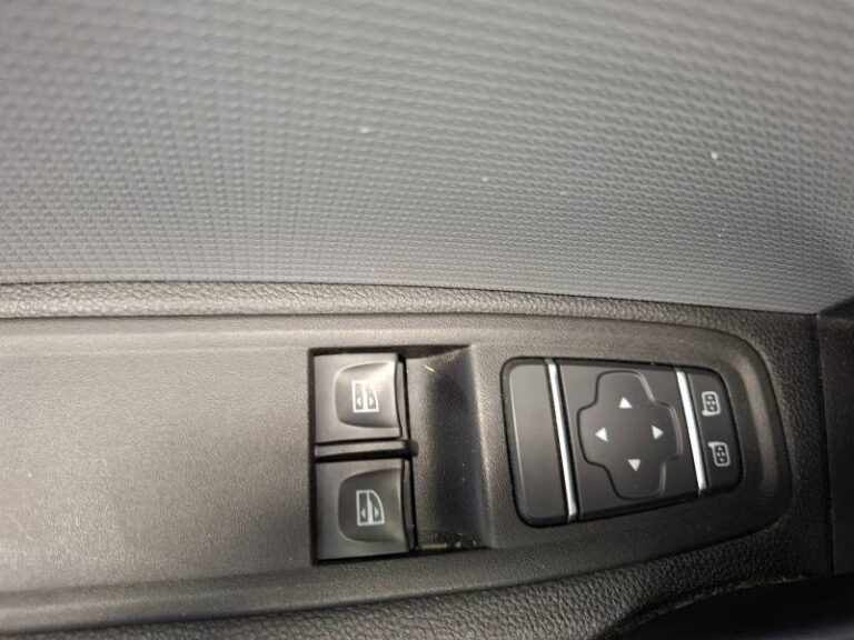 Renault Kangoo Van BLUE DCI 95 GRAND CONFORT SESAME OUVRE TOI - Image 17 (July 7, 2026)