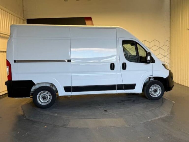 Fiat Ducato (30) FOURGON TOLE 3.3 M H2 H3-POWER 140 CH BUSINESS - Image 05 (July 7, 2026)