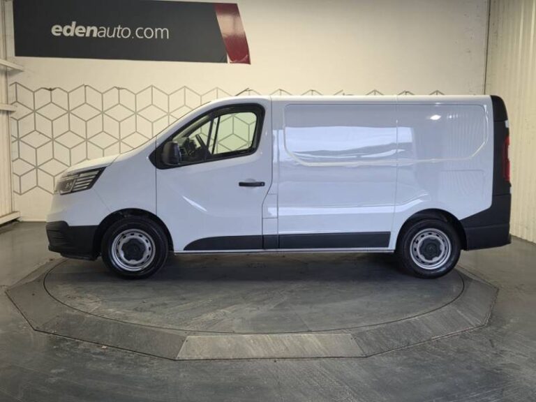 Renault Trafic FGN 3T BLUE DCI 130 GSR2 ADVANCE - Image 02 (July 7, 2026)