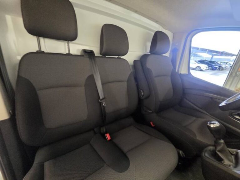 Renault Trafic FGN 3T BLUE DCI 130 GSR2 ADVANCE - Image 11 (July 7, 2026)