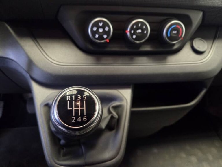 Renault Trafic FGN 3T BLUE DCI 130 GSR2 ADVANCE - Image 19 (July 7, 2026)