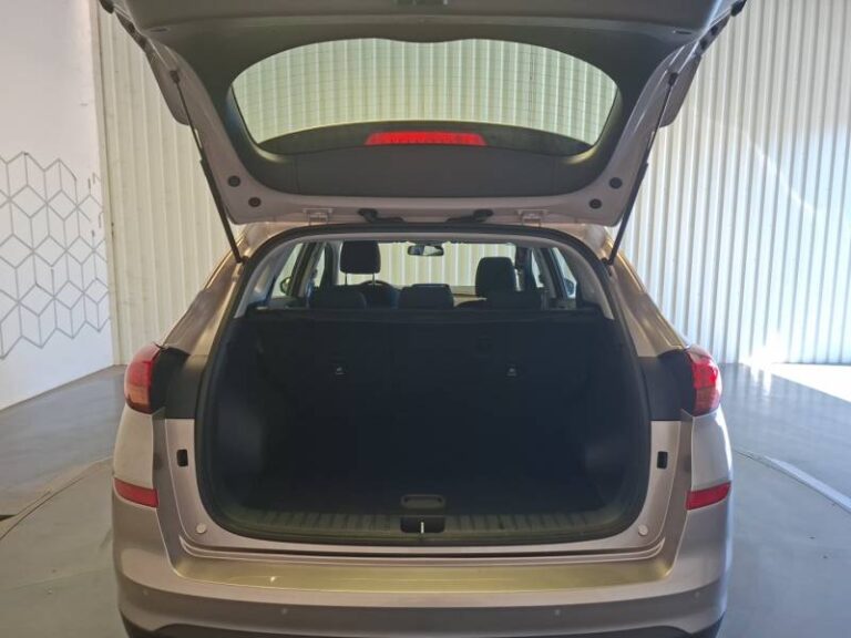 Hyundai Tucson 1.6 CRDi 115 Intuitive - Image 12 (July 7, 2026)