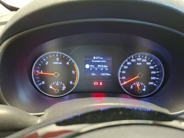 Kia Sportage 1.6 CRDi 115 ISG 4×2 BVM6 Design - Image 13 (July 7, 2026)