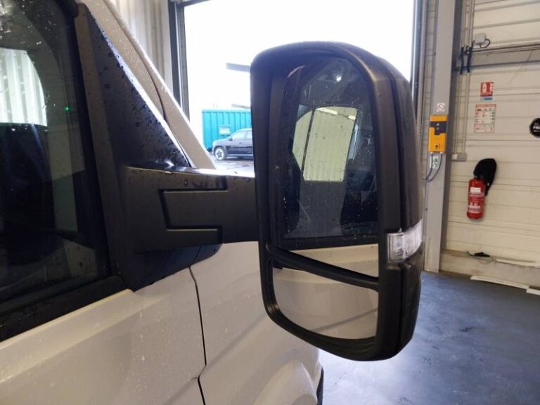 Volkswagen Crafter FOURGON CSC PROPULSION (RJ) 35 L4 2.0 TDI 177CH BUSINESS - Image 10 (July 7, 2026)