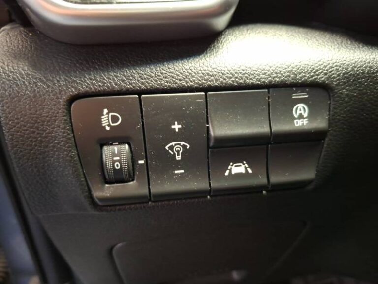 Kia Sportage 1.6 CRDi 136ch MHEV DCT7 4×2 Design - Image 18 (July 7, 2026)