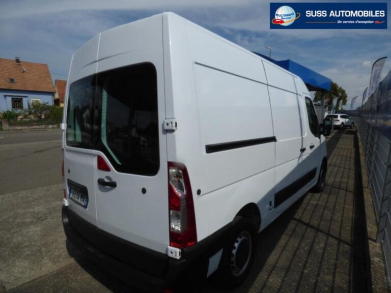 Renault Master FOURGON FGN TRAC F3300 BLUE DCI 135 CH CONFORT - Image 04 (July 7, 2026)