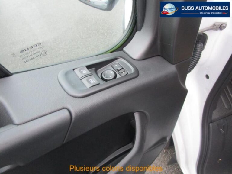 Renault Master Fourgon FGN TRAC F3500 BLUE DCI 150 GRAND CONFORT - Image 17 (July 7, 2026)