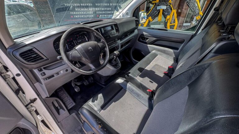 Peugeot Expert III 2.0 BLUEHDI 120 S&S STANDARD PREMIUM - Image 08 (July 7, 2026)
