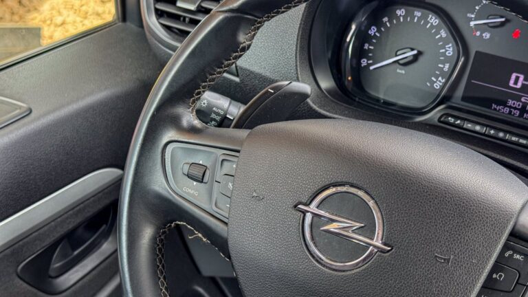 Opel Vivaro Cabine Approfondie III Taille M BlueHDi 145 EAT8 Edition - Image 14 (July 7, 2026)