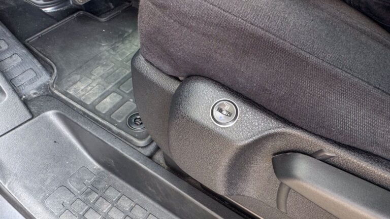 Opel Vivaro Cabine Approfondie III Taille M BlueHDi 145 EAT8 Edition - Image 18 (July 7, 2026)