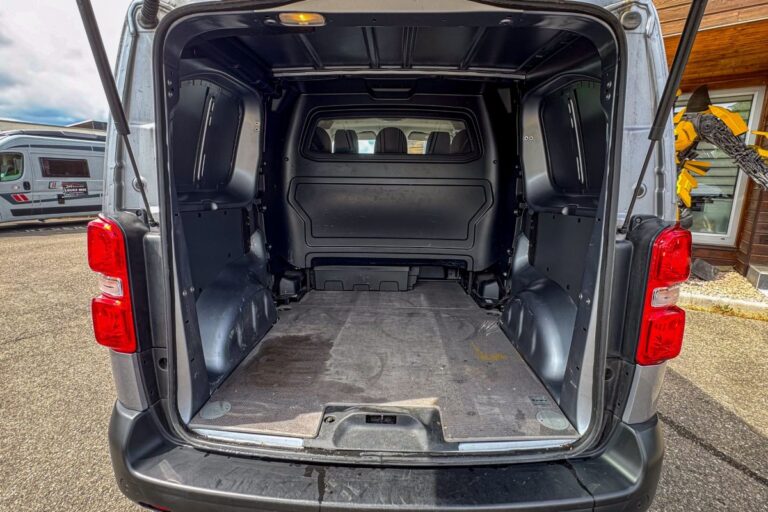 Opel Vivaro Cabine Approfondie III Taille M BlueHDi 145 EAT8 Edition - Image 06 (July 7, 2026)