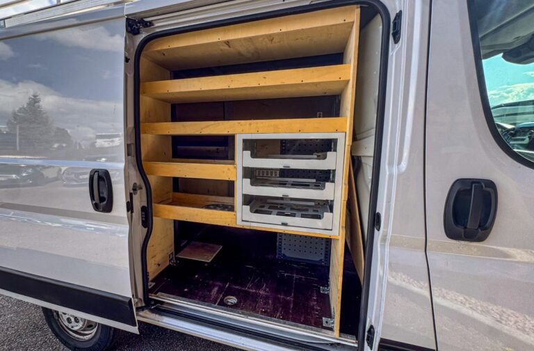 Peugeot Boxer II BlueHDi 140 S&S ASPHALT 333 - Image 20 (July 7, 2026)
