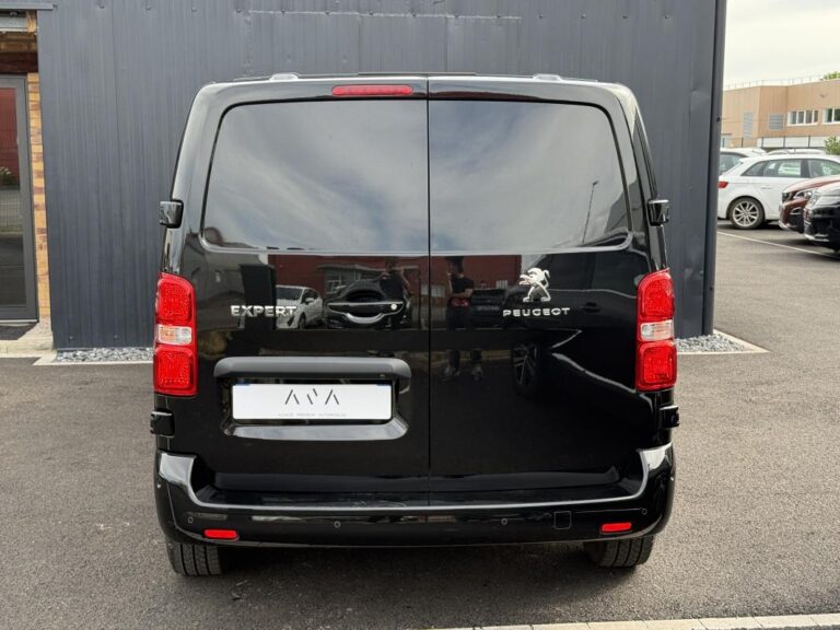 Peugeot Expert 2.0 CABINE APPROFONDIE BLUEHDI 180 S&S EAT8 PACK PREMIUM CONNECT - Image 04 (July 7, 2026)