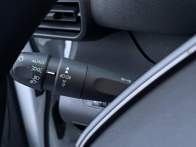 Peugeot Partner STANDARD 650KG BLUEHDI 100CH S&S BVM5 PRO - Image 08 (July 7, 2026)
