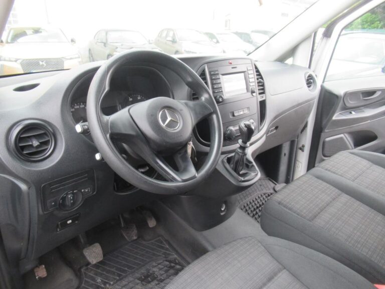 Mercedes Vito 111 CDI 94500 KMS 114 CH TVA RECUPERABLE - Image 07 (July 7, 2026)
