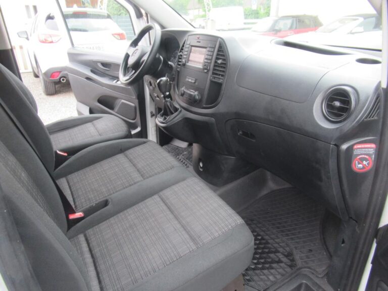 Mercedes Vito 111 CDI 94500 KMS 114 CH TVA RECUPERABLE - Image 08 (July 7, 2026)