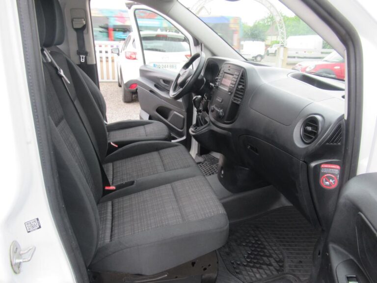 Mercedes Vito 111 CDI 94500 KMS 114 CH TVA RECUPERABLE - Image 09 (July 7, 2026)