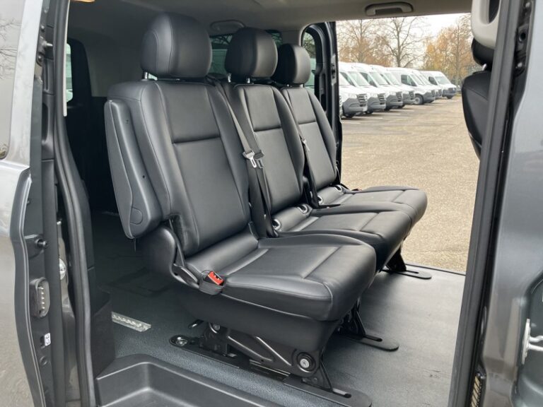 Mercedes Vito 116 CDI Mixto Extra long 5 PLACES 49980€HT Garanti - Image 10 (July 7, 2026)