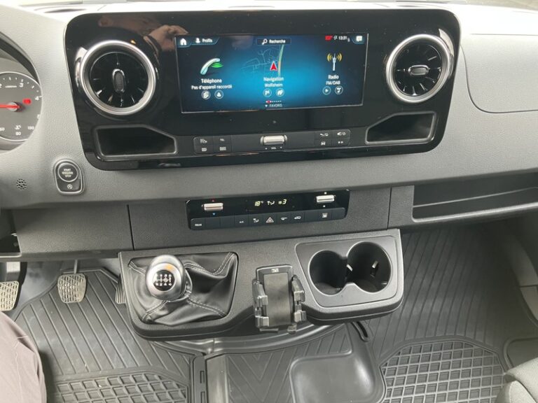 Mercedes Sprinter 319 CDI fourgon 12m3 37 V6 3.0L 190ch BVM6 39 - Image 13 (July 7, 2026)