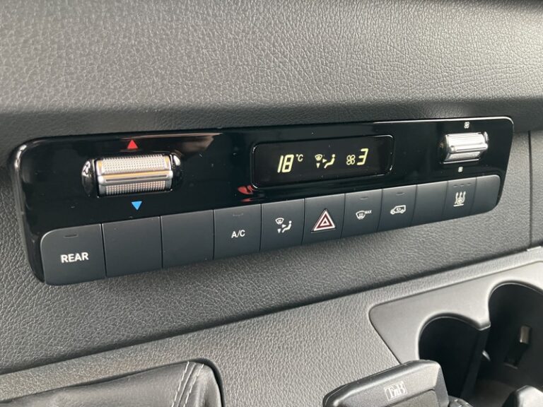Mercedes Sprinter 319 CDI fourgon 12m3 37 V6 3.0L 190ch BVM6 39 - Image 17 (July 7, 2026)