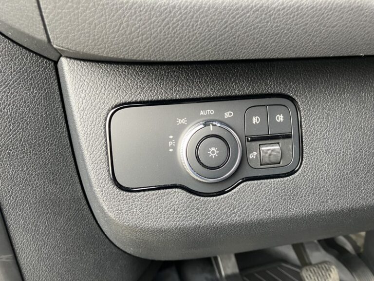 Mercedes Sprinter 319 CDI fourgon 12m3 37 V6 3.0L 190ch BVM6 39 - Image 18 (July 7, 2026)