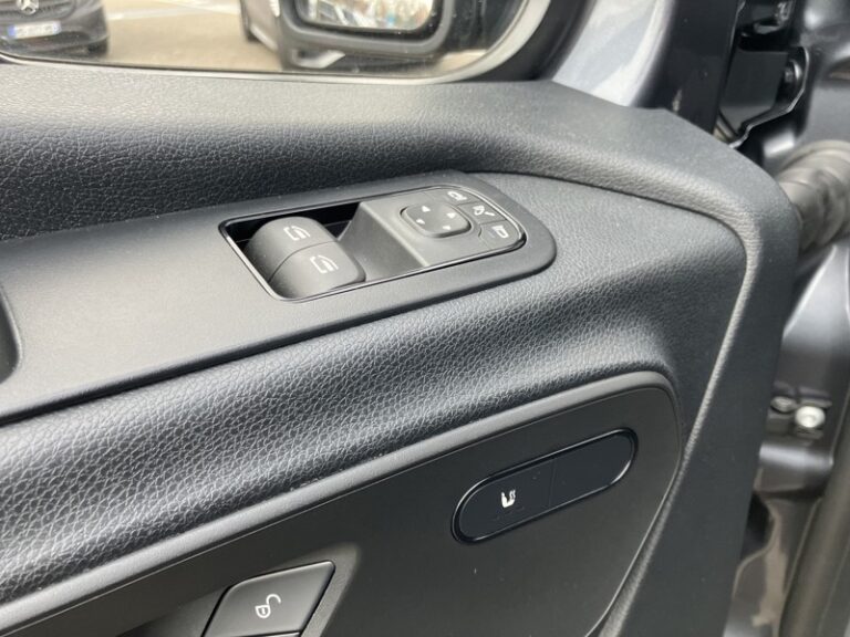 Mercedes Sprinter 319 CDI fourgon 12m3 37 V6 3.0L 190ch BVM6 39 - Image 19 (July 7, 2026)