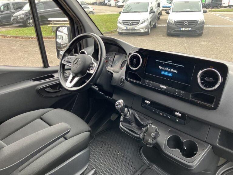 Mercedes Sprinter 319 CDI fourgon 12m3 37 V6 3.0L 190ch BVM6 39 - Image 06 (July 7, 2026)