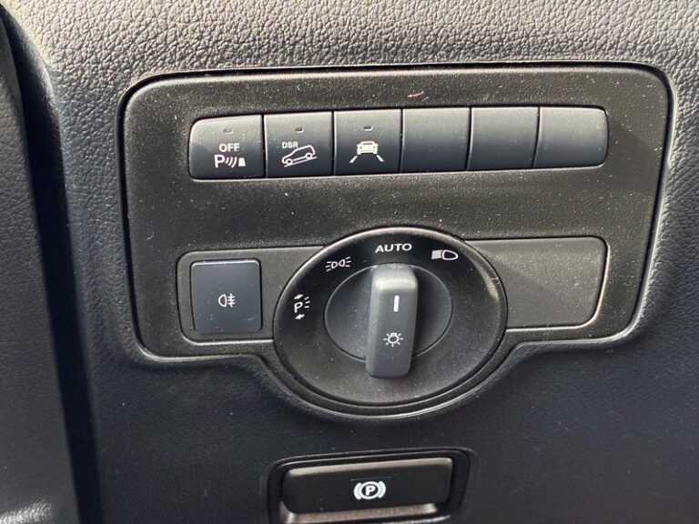 Mercedes Vito 119 CDI 4×4 Fourgon Long 190ch 24900€HT Garantie - Image 15 (July 7, 2026)