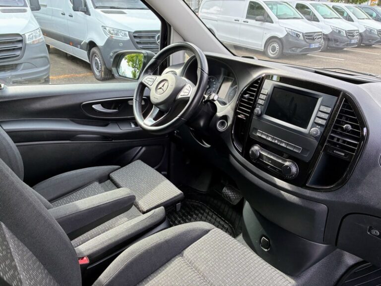 Mercedes Vito 119 CDI 4×4 Fourgon Long 190ch 24900€HT Garantie - Image 08 (July 7, 2026)