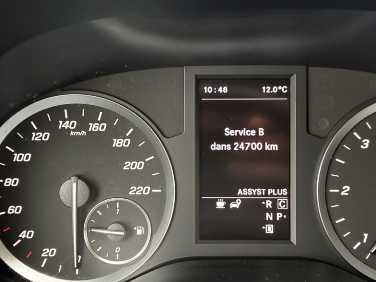 Mercedes Vito 119 CDI 4×4 Mixto Long 5Places 190ch BVA9 39900€ H - Image 18 (July 7, 2026)