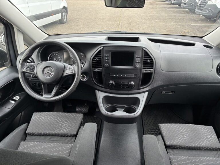 Mercedes Vito 119 CDI 4×4 Mixto Long 5Places 190ch BVA9 39900€ H - Image 06 (July 7, 2026)