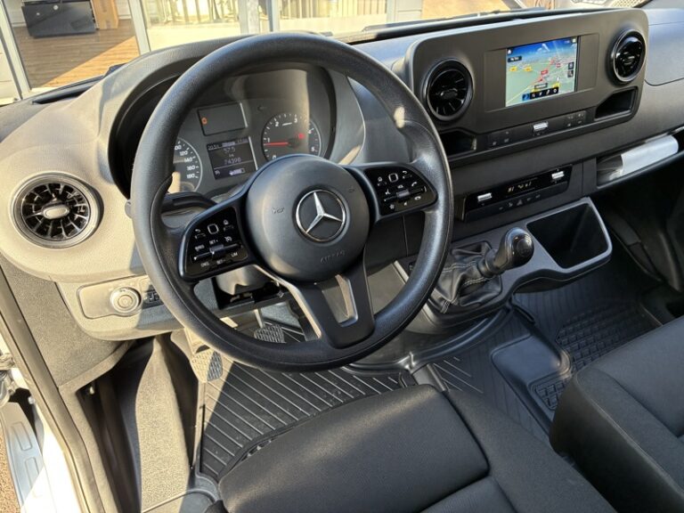 Mercedes Sprinter Ccb 314 CDI Long plateau +coffre 143ch 33000€ HT G - Image 15 (July 7, 2026)