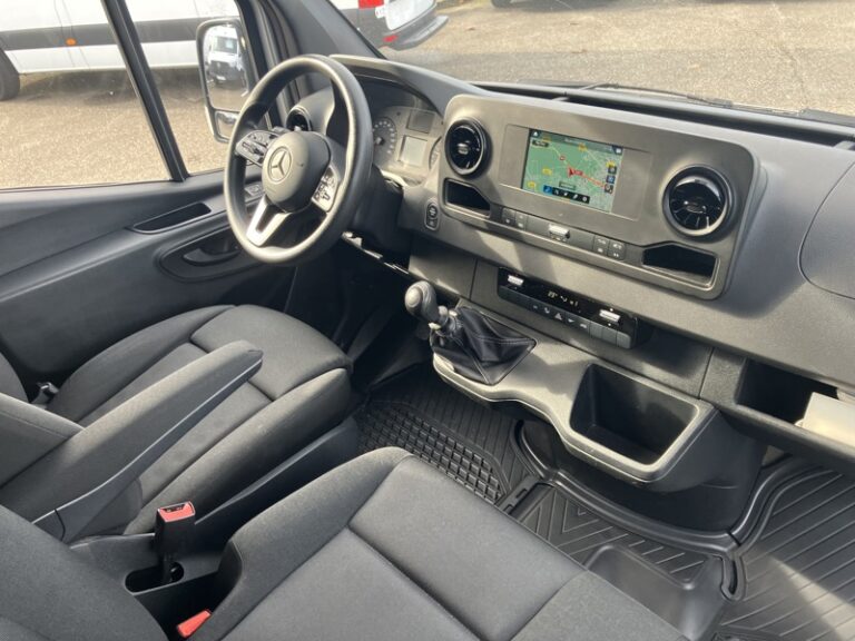 Mercedes Sprinter Ccb 314 CDI Long plateau +coffre 143ch 33000€ HT G - Image 07 (July 7, 2026)