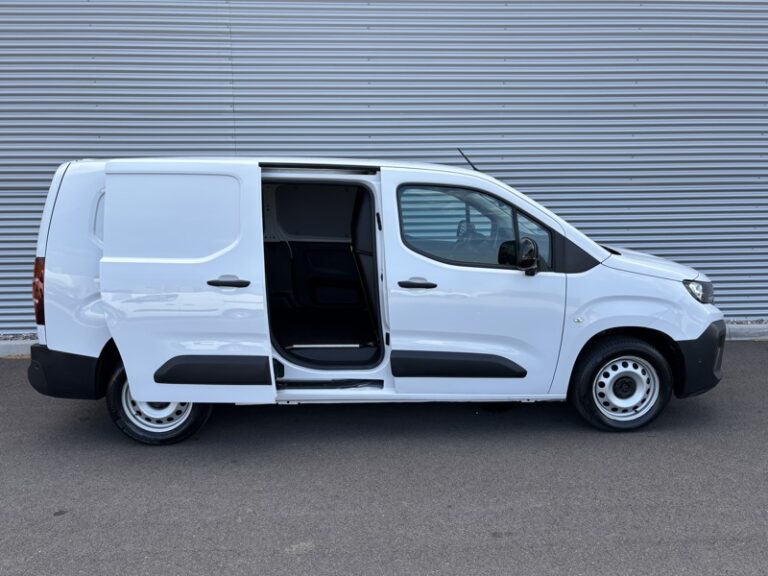 Peugeot Partner 1.5L 100ch XL 950Kg - Image 10 (July 7, 2026)