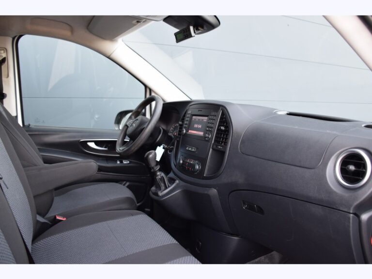 Mercedes Vito Fourgon 114 CDI Long Frigorifique/ L2 – 29 990 € HT - Image 05 (July 7, 2026)