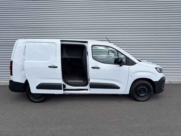 Peugeot Partner 1.5L 100ch Pack Premium Connect XL 950Kg 14 575€ - Image 09 (July 7, 2026)