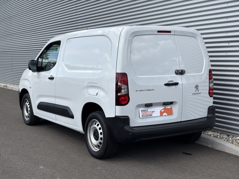Peugeot Partner 1.5L 130ch EAT8 M 1000Kg Asphalt 16 900€ HT - Image 04 (July 7, 2026)