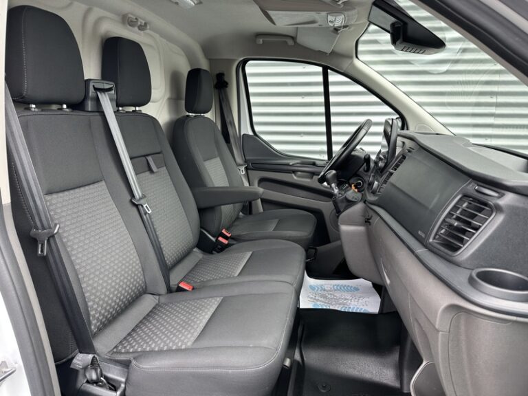 Ford Transit Custom 2.0L 130ch 320 Trend Business 19 660€ HT - Image 19 (July 7, 2026)