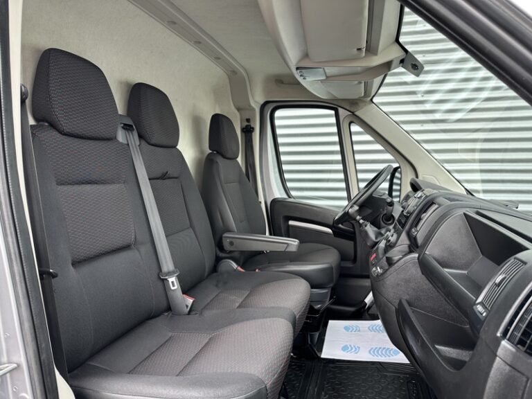 Peugeot Boxer 2.2L 140ch 330 Premium 15 325€ HT - Image 18 (July 7, 2026)