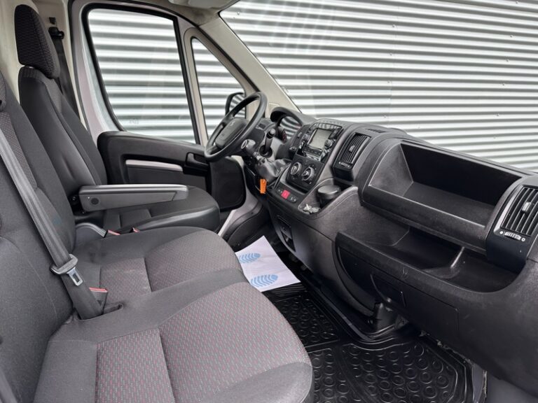 Peugeot Boxer 2.2L 140ch 330 Premium 15 325€ HT - Image 19 (July 7, 2026)