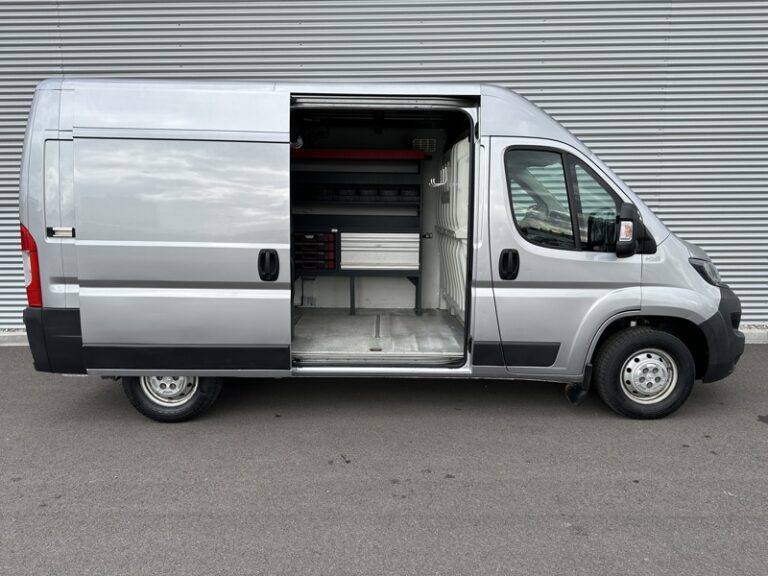 Peugeot Boxer 2.2L 140ch 330 Premium 15 325€ HT - Image 09 (July 7, 2026)
