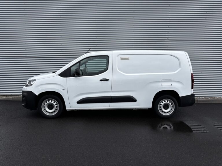 Citroën Berlingo 1.5L 100ch Driver XL / L2 950kg 14 800€ HT - Image 03 (July 7, 2026)