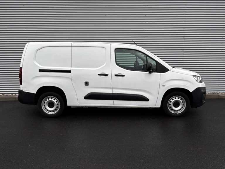 Citroën Berlingo 1.5L 100ch Driver XL / L2 950kg 14 800€ HT - Image 08 (July 7, 2026)