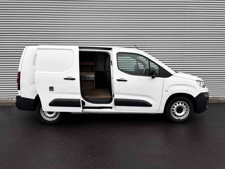 Citroën Berlingo 1.5L 100ch Driver XL / L2 950kg 14 800€ HT - Image 09 (July 7, 2026)